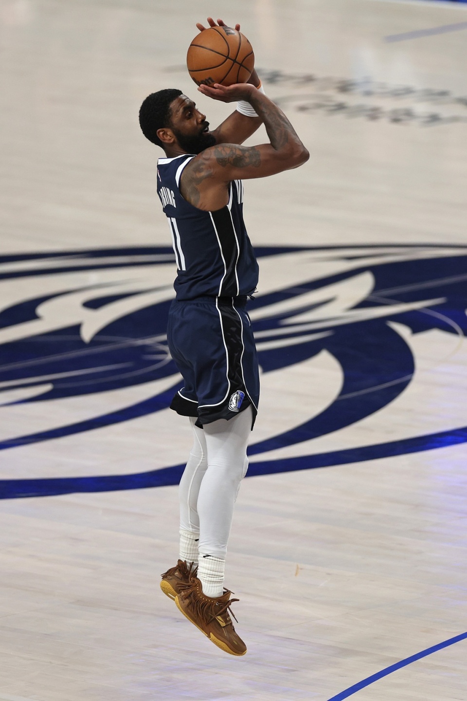 弗里克：亚马尔被换下场时有些失望，没想到孔德能梅开二度