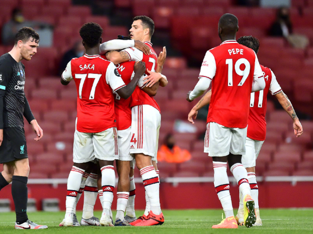 愿无大碍，蒯纪闻谢场时被拍到手臂缠着绷带