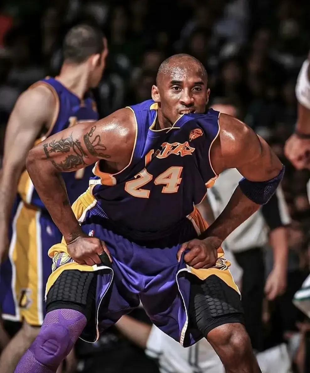 GALA 状态！Giggs 投中三分球， Meiko 带领团队冲向 Invictus Gaming 首先获得比赛点